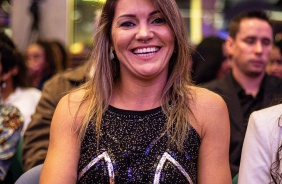 Gabi Zanotti durante cerimônia de Premiação do Campeonato Paulista Feminino
