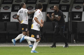 Júnior Urso na vitória sobre o Avaí, na Arena Corinthians, pelo Brasileirão