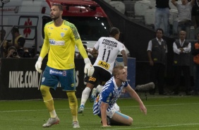 Urso comemora seu gol contra o Avaí