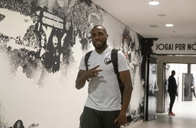 Zagueiro Manoel no vestiário da Arena Corinthians para duelo contra o Avaí