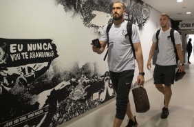 Walter e Carlos chegam à Arena Corinthians para duelo contra o Avaí, pelo Brasileirão