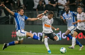 Pedrinho durante duelo contra o Avaí, pelo Campeonato Brasileiro, na Arena Corinthians