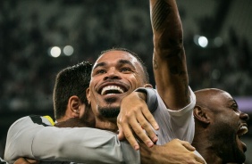 Urso marcou o segundo gol do Corinthians, pelo Campeonato Brasileiro