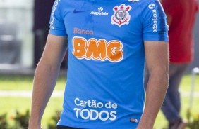 Bruno Mndez no treinamento do Corinthians desta sexta-feira, no CT Joaquim Grava