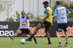 João Victor no treinamento do Corinthians desta sexta-feira, no CT Joaquim Grava