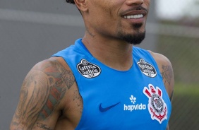 Júnior Urso no treinamento do Corinthians desta sexta-feira, no CT Joaquim Grava