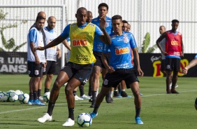 Pedrinho no treinamento do Corinthians desta sexta-feira, no CT Joaquim Grava