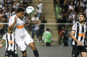 Gustagol durante jogo com o Atlético-MG, pelo Campeonato Brasileiro