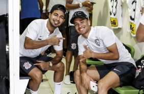 Sornoza no vestiário antes do jogo contra o Atlético Mineiro