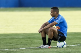 Janderson no último treino do Corinthians antes do jogo contra o Ceará, em Fortaleza