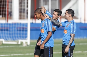 João Victor, Vital e Fagner no último treino do Corinthians antes do jogo contra o Ceará