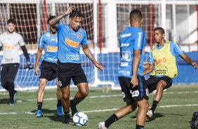 Urso no último treino do Corinthians antes do jogo contra o Ceará, em Fortaleza