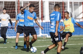 Urso no ltimo treino do Corinthians antes do jogo contra o Cear, em Fortaleza