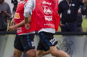 Jadson voltam aos treinos para último compromisso do Timão no ano