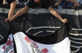 Corinthians perde para o Fluminense na última rodada do Campeonato Brasileiro