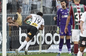 Corinthians perde para o Fluminense na última rodada do Campeonato Brasileiro