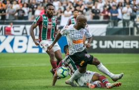 Vagner Love durante a partida contra o Fluminense, na Arena, pela ltima rodada do Brasileiro