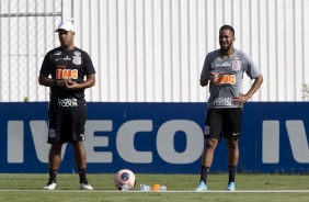 Everaldo no treino de reapresentao do elenco do Corinthians para temporada 2020