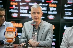 Tiago Nunes durante coletiva de apresentao oficial como treinador do Corinthians
