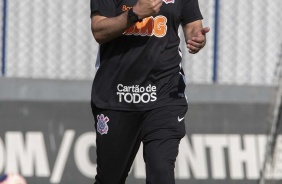 Tiago Nunes no treino de reapresentao do elenco do Corinthians para temporada 2020
