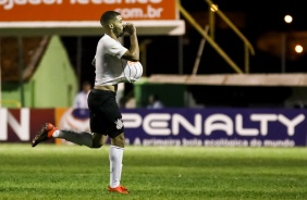 Walisson comemorando seu gol contra o Fluminense-PI, pela Copinha 2020