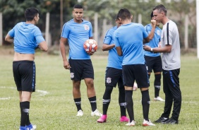 Atletas do Sub-20 no treino preparatrio para duelo contra o Francana, pela Copinha