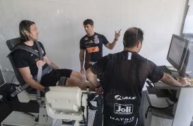 Cssio e membros da comisso tcnica no segundo treino do Corinthians nesta pr-temporada no CT