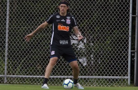 Cssio durante atividades do Corinthians nesta quinta-feira no CT Joaquim Grava