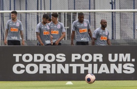 Jogadores do Corinthians durante atividades do Corinthians nesta quinta-feira no CT Joaquim Grava