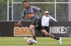 Luan no treino desta quinta-feira no CT Joaquim Grava