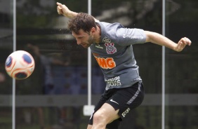 Mauro Boselli durante atividades do Corinthians nesta quinta-feira no CT Joaquim Grava