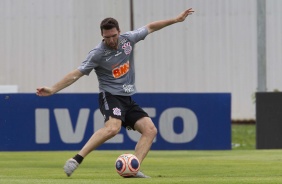 Mauro Boselli no treinamento desta quinta-feira no CT Joaquim Grava