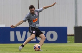 Mauro Boselli no treinamento desta quinta-feira no CT Joaquim Grava