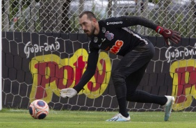 Walter durante atividades do Corinthians nesta quinta-feira no CT Joaquim Grava