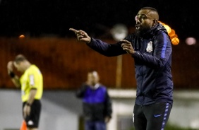 Tcnico Coelho no jogo entre Corinthians x Francana pela Copa So Paulo de Futebol Jnior