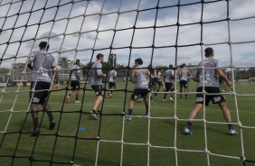 Elenco do Timão no treino desta manhã no CT Joaquim Grava