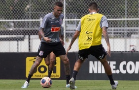 Meia-atacante Luan no treino desta manhã no CT Joaquim Grava