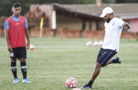 Juan e Coelho no treino do Sub-20 para duelo contra o Cuiabá, pela Copinha