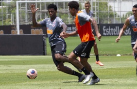 Gil e Gustavo no treino deste sbado no CT Joaquim Grava