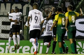 Jogadores do Corinthians no jogo contra o Cuiab, pela Copinha 2020