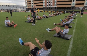 Jogadores do Corinthians treinam na tarde desta terça-feira na Flórida