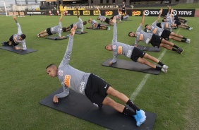 Jogadores do Timo treinam na tarde desta tera-feira na Flrida