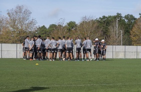 Jogadores reunidos no treino em solo americano para estreia no Torneio da Flrida