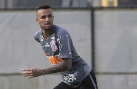 Meia-atacante Luan no treino em solo americano para estreia no Torneio da Flrida