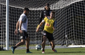 Méndez, Cássio e Vital no primeiro treino do Corinthians nos EUA
