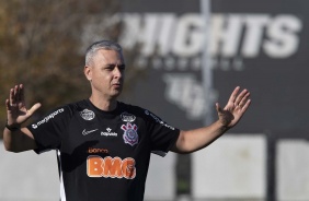 Tcnico Tiago Nunes no primeiro treino do Corinthians nos EUA