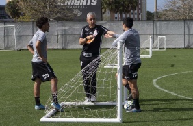 Tiago, Gabriel e Fagner no treino desta sexta-feira em solo americano