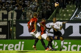Léo Pereira durante vitória sobre o Athletico-PR, pela Copinha 2020