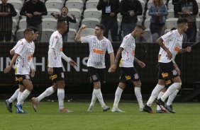 Boselli e companheiros comemorando gol do argentino contra o Botafogo-SP