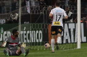 Mauro Boselli marcou trs gols contra o Botafogo-SP, pelo Paulisto